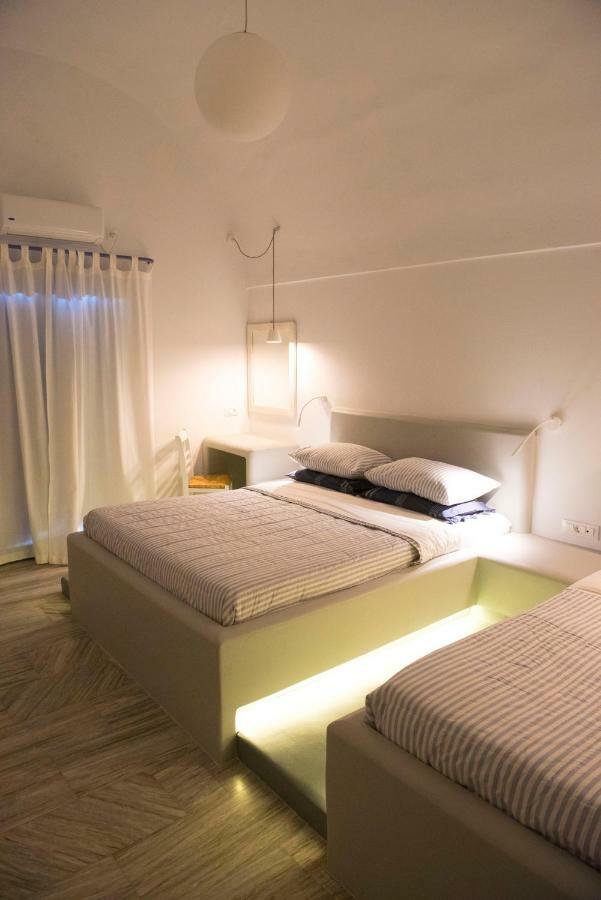 Ino Hotel Kamári Eksteriør bilde